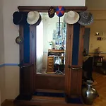 Classic In דירה
